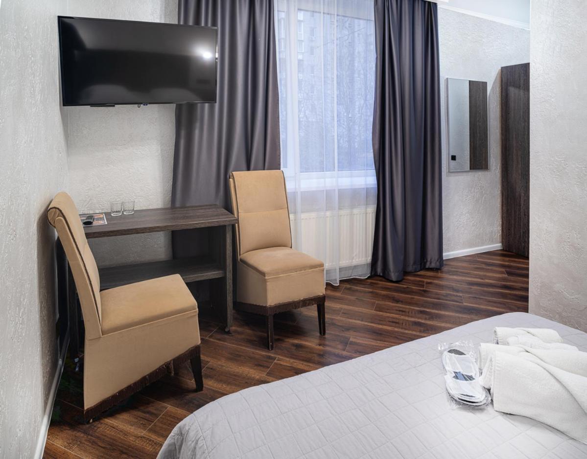 Safari-Club Hotel Vinnytsia Bagian luar foto