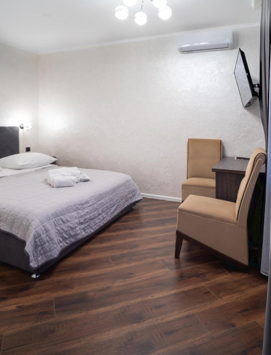 Safari-Club Hotel Vinnytsia Bagian luar foto