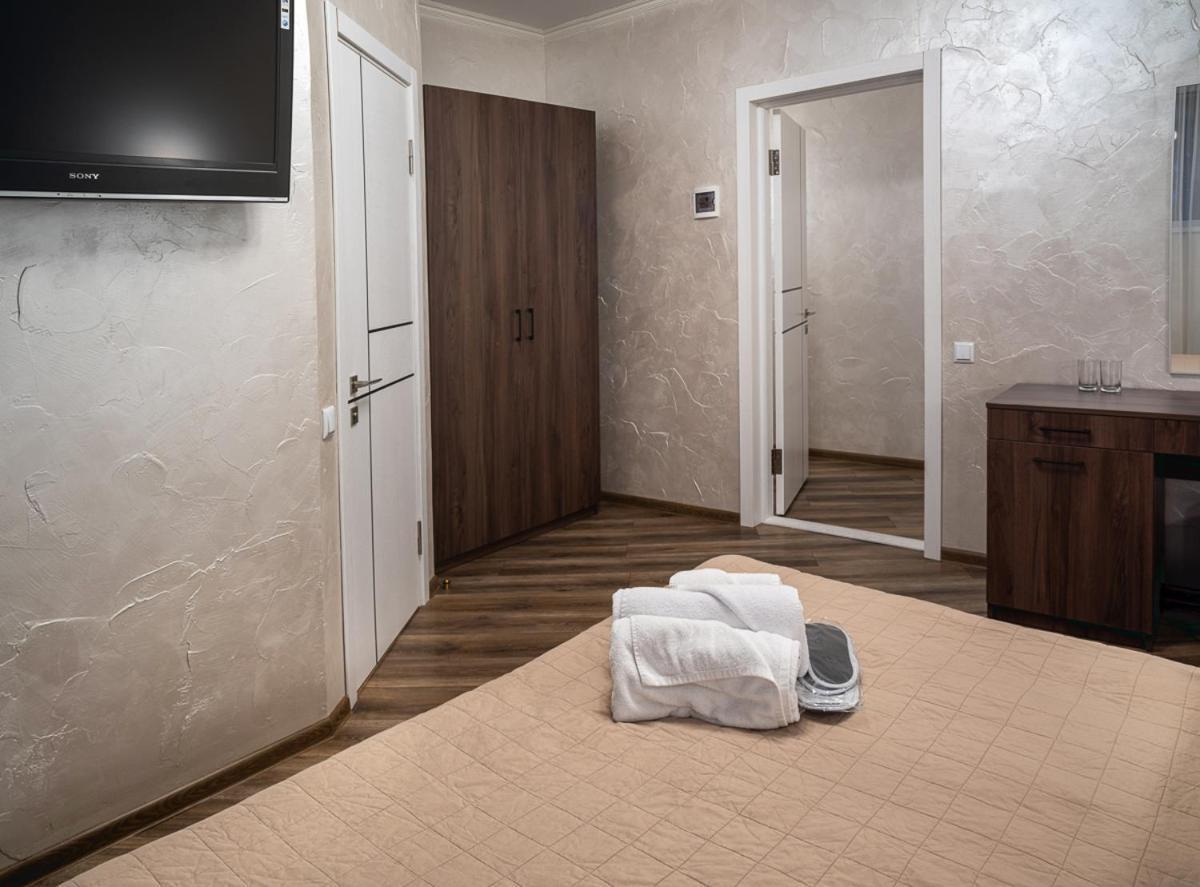 Safari-Club Hotel Vinnytsia Bagian luar foto