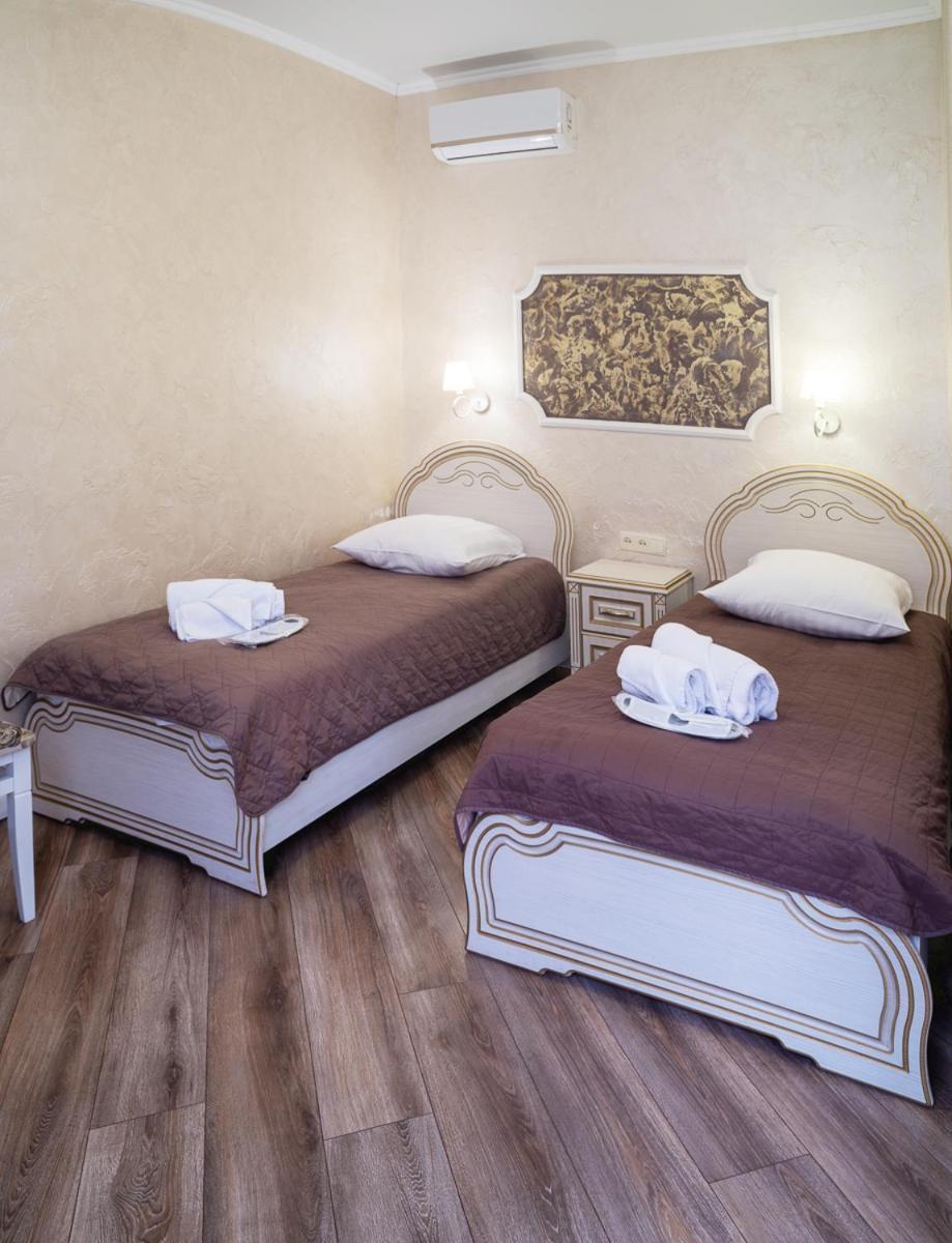 Safari-Club Hotel Vinnytsia Bagian luar foto