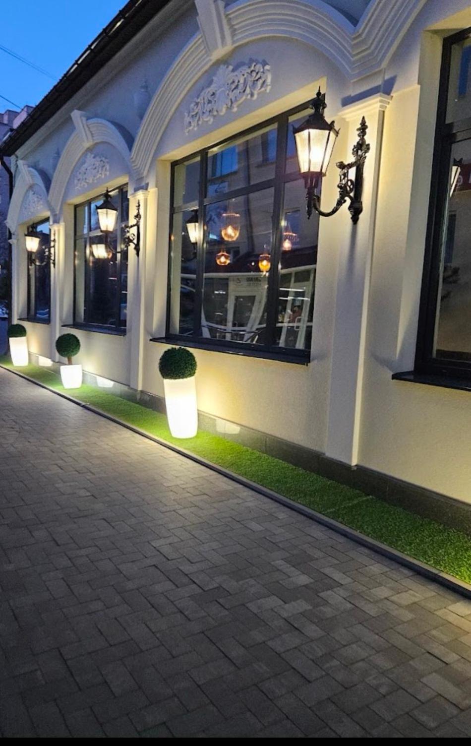 Safari-Club Hotel Vinnytsia Bagian luar foto