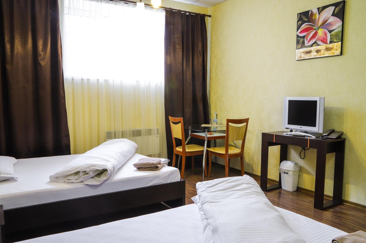 Safari-Club Hotel Vinnytsia Bagian luar foto