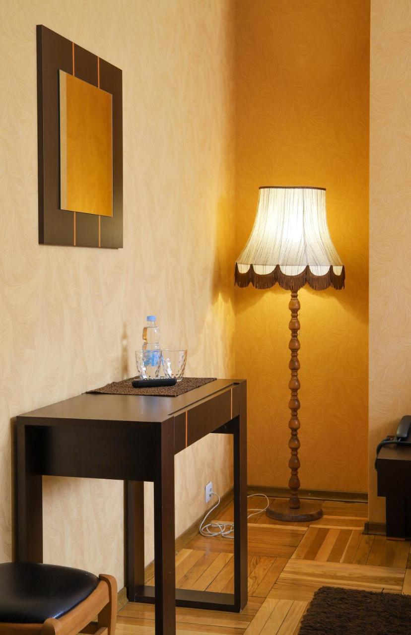 Safari-Club Hotel Vinnytsia Bagian luar foto